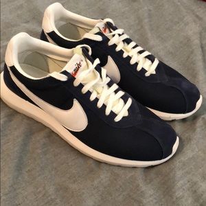 Nike Roshe Originals - MINT condition